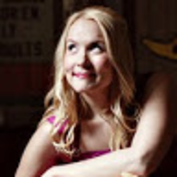 Meet your Posher, Christine - Picture 1 of 1